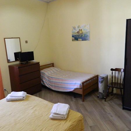 Ferienwohnung La Casetta Arancione Nell'Aeroporto Di Napoli Exterior foto